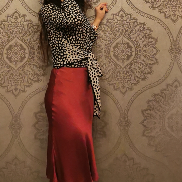 Custom made 100% silk skip skirt - Picture 3 of 6